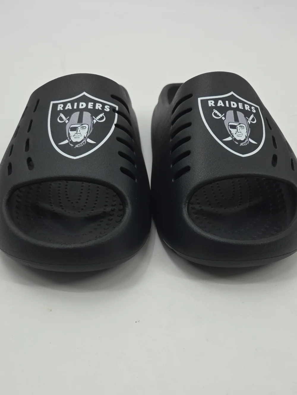 Las Vegas Raiders Chunky Logo Slide Sandals - Black Size Small 7-8